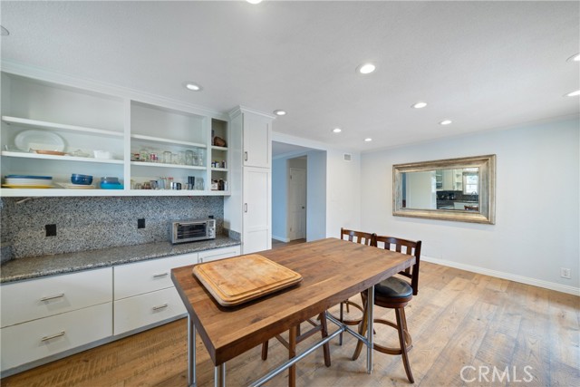 Detail Gallery Image 11 of 24 For 9611 Albacore Dr, Huntington Beach,  CA 92646 - 4 Beds | 2 Baths