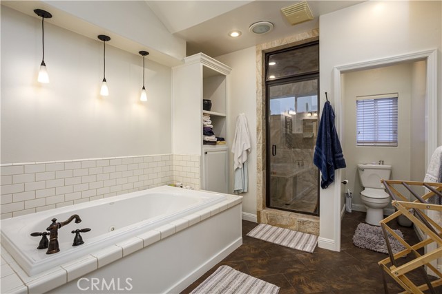 Detail Gallery Image 14 of 26 For 1509 Calle Castana, Bakersfield,  CA 93309 - 4 Beds | 2/1 Baths