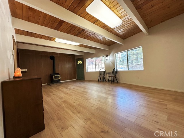 Detail Gallery Image 12 of 51 For 1928 Wilderness Rd, Running Springs,  CA 92382 - 4 Beds | 2 Baths
