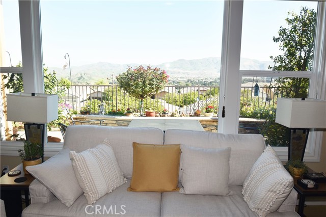 Detail Gallery Image 6 of 50 For 24622 Gleneagles, Corona,  CA 92883 - 2 Beds | 2/1 Baths