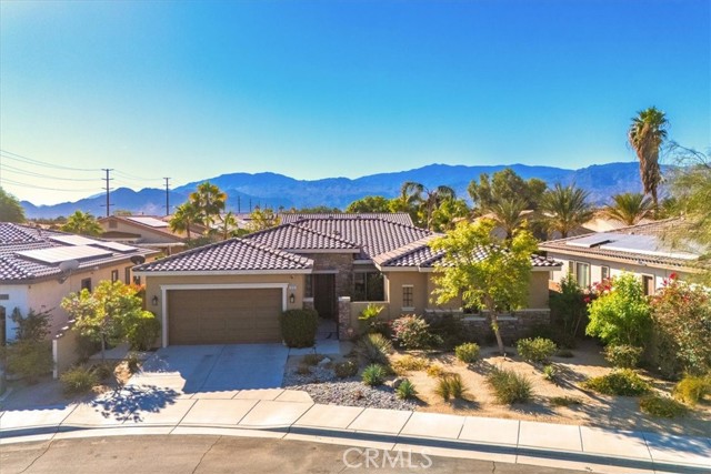 Detail Gallery Image 1 of 32 For 74191 Anastacia Ln, Palm Desert,  CA 92211 - 4 Beds | 2/1 Baths