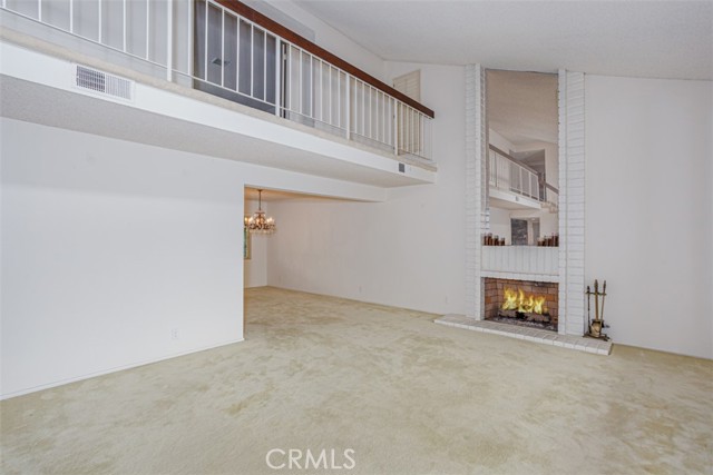 18601 Marion Way, Villa Park CA: https://media.crmls.org/medias/eff12ca6-b1a8-43aa-b717-2db37fc21027.jpg