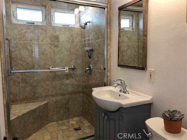 Detail Gallery Image 10 of 24 For 31902 Sunset Ave, Laguna Beach,  CA 92651 - 2 Beds | 2 Baths