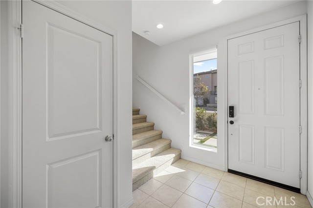 Detail Gallery Image 5 of 36 For 291 Merit, Irvine,  CA 92618 - 3 Beds | 2/1 Baths