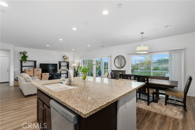 34762 Kingsnake, Murrieta CA: https://media.crmls.org/medias/eff239ce-e21b-4a64-abd0-67de9e47b500.jpg