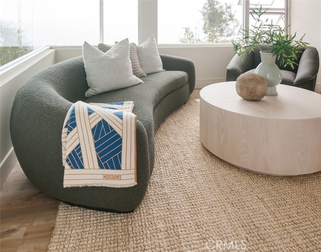 Detail Gallery Image 15 of 32 For 468 Ashton Dr, Laguna Beach,  CA 92651 - 4 Beds | 4/1 Baths