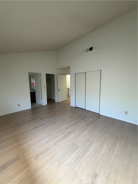 Detail Gallery Image 17 of 24 For 17811 Devonshire, Northridge,  CA 91325 - 3 Beds | 3 Baths