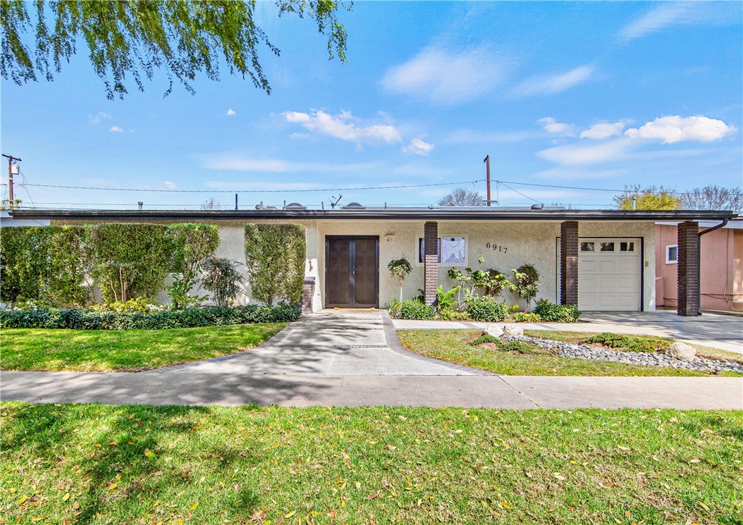 Image 3 for 6917 E Bacarro St, Long Beach, CA 90815