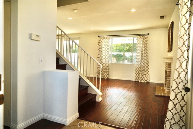 Detail Gallery Image 3 of 18 For 146 Church, Irvine,  CA 92602 - 4 Beds | 2/1 Baths