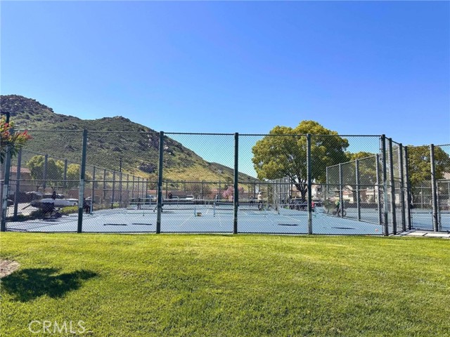 Detail Gallery Image 24 of 25 For 15965 Peach Tree Ln, Fontana,  CA 92337 - 4 Beds | 3 Baths