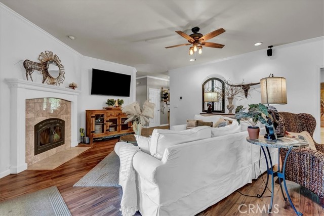 Detail Gallery Image 11 of 75 For 17276 Iona Ave, Lemoore,  CA 93245 - 3 Beds | 3 Baths