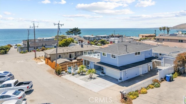 31 N 3rd Street, Cayucos CA: https://media.crmls.org/medias/eff7bc1c-d661-422e-9f78-f9fd7394099d.jpg