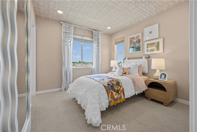 Detail Gallery Image 6 of 7 For 7344 Diamond Dr, Downey,  CA 90240 - 3 Beds | 3/1 Baths