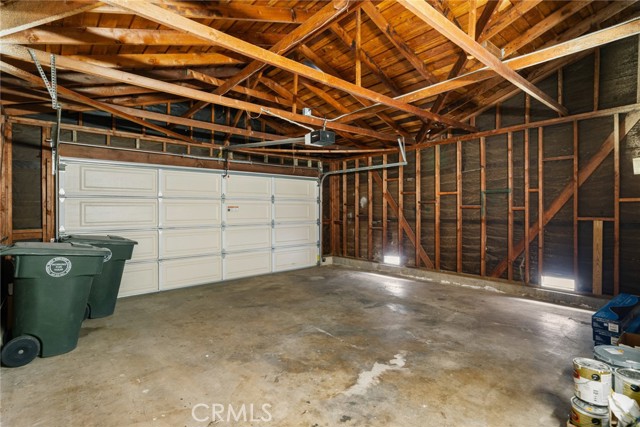 Detail Gallery Image 13 of 13 For 375 Woodland Pl a,  Costa Mesa,  CA 92627 - 3 Beds | 1/1 Baths