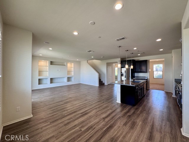 Detail Gallery Image 19 of 57 For 1065 Regala St, Perris,  CA 92571 - 5 Beds | 4 Baths