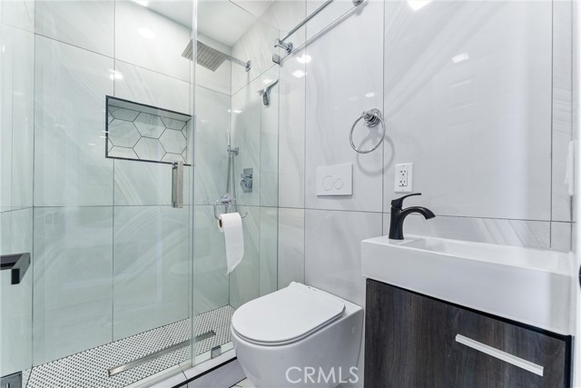 3208 Calle Grande, San Clemente CA: https://media.crmls.org/medias/eff98bf1-e48c-40e5-bbb9-e66b7f3a64d4.jpg