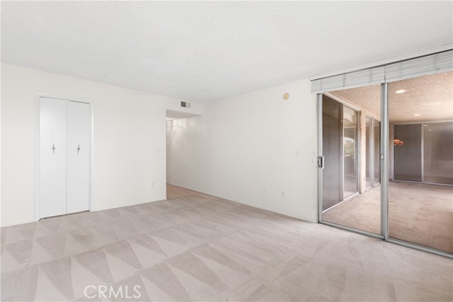 5330 Lindley Avenue, Encino CA: https://media.crmls.org/medias/effa0255-62f9-44d6-a2f4-0837614ca002.jpg