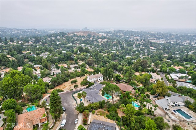 Detail Gallery Image 4 of 71 For 4801 Nomad Dr, Woodland Hills,  CA 91364 - 5 Beds | 5 Baths