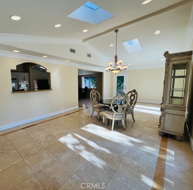 Detail Gallery Image 46 of 48 For 6201 Corbin Ave, Tarzana,  CA 91356 - 5 Beds | 4 Baths