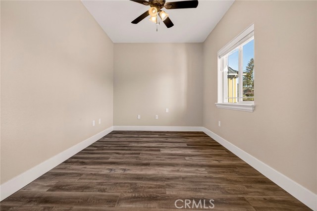 7083 Pentz Road, Paradise CA: https://media.crmls.org/medias/effac870-3536-4c9b-a9e6-8e59c6ef8b85.jpg