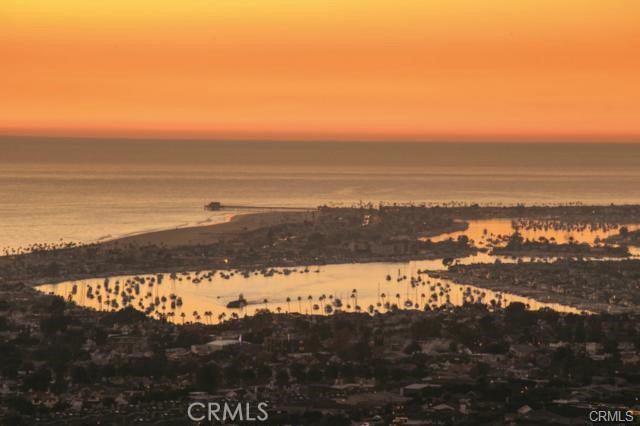 11 Pelican Crest Drive, Newport Coast CA: https://media.crmls.org/medias/effad93a-b087-4c32-ba8d-6dfdb7cea5e2.jpg