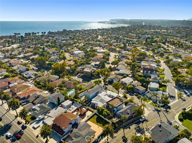 Detail Gallery Image 7 of 70 For 27042 Calle Dolores, Dana Point,  CA 92624 - 4 Beds | 3/1 Baths