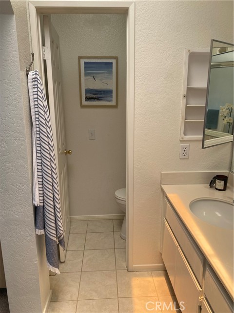 14 Songbird Lane, Aliso Viejo CA: https://media.crmls.org/medias/effb6625-36a6-49f9-88d6-9ef674f7cc92.jpg