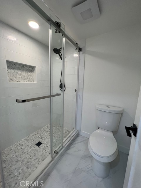shower/ toilet area