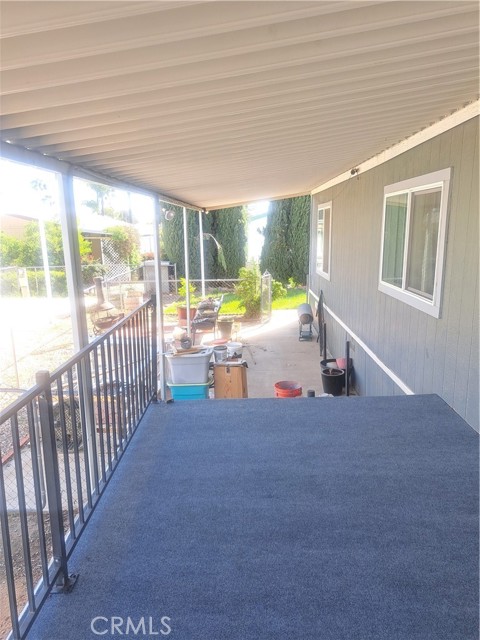 Detail Gallery Image 3 of 21 For 2498 Ayala Dr #136,  Rialto,  CA 92377 - 2 Beds | 2 Baths