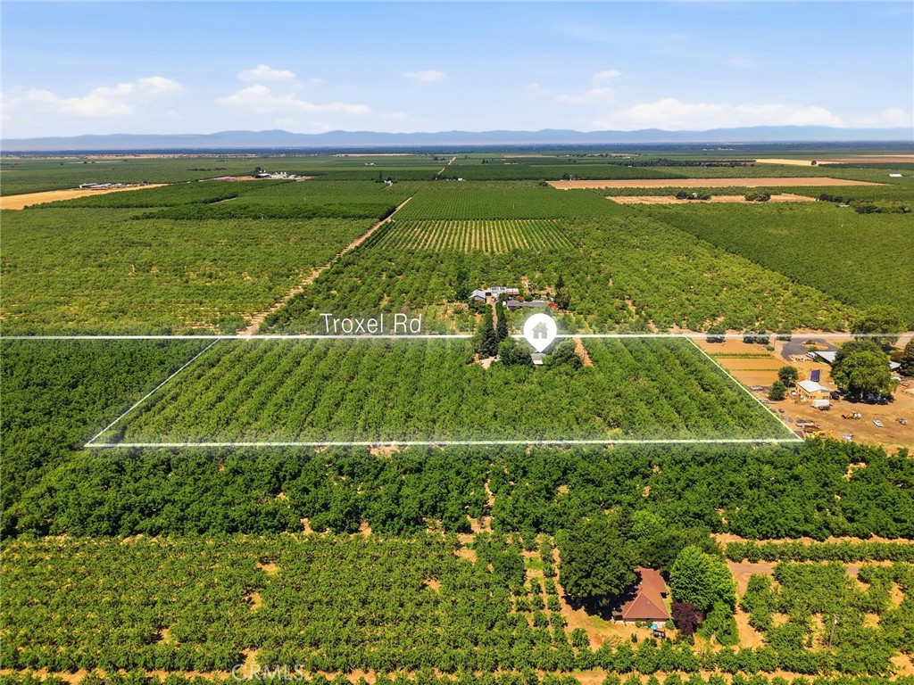 https://media.crmls.org/medias/effd11a5-267a-4627-92de-76a6123d3447.jpg?preset=X-Large