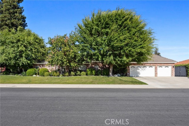 Detail Gallery Image 68 of 72 For 8905 Saint Cloud Ln, Bakersfield,  CA 93311 - 4 Beds | 4/1 Baths