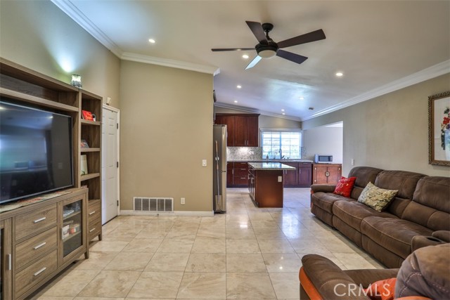 Detail Gallery Image 10 of 53 For 1276 Tierra Luna, Walnut,  CA 91789 - 3 Beds | 2 Baths