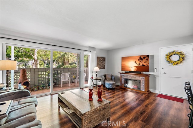 Detail Gallery Image 11 of 27 For 256 Calle Aragon #D,  Laguna Woods,  CA 92637 - 2 Beds | 2 Baths