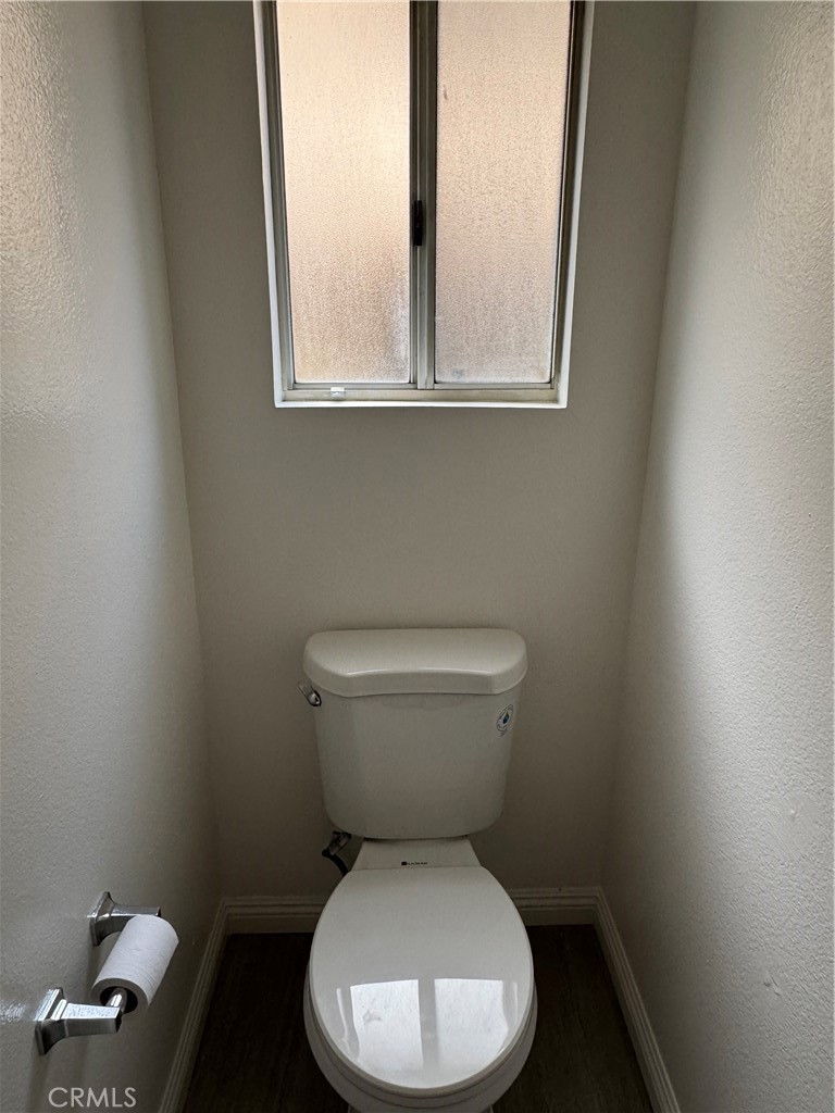 https://media.crmls.org/medias/effd616f-7f73-447b-9e9d-c9c8c15f38e9.jpg?preset=X-Large