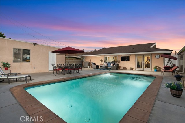 2415 Casa Grande Street, Pasadena CA: https://media.crmls.org/medias/effde539-df42-4689-9aba-65daa97a65d1.jpg