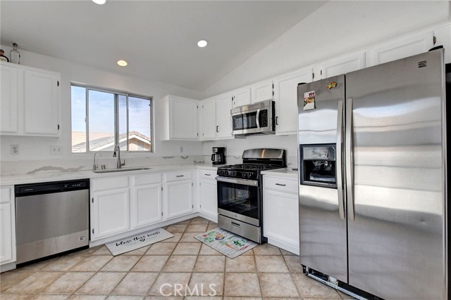 Detail Gallery Image 52 of 74 For 36915 Firethorn St, Palmdale,  CA 93550 - 4 Beds | 2/1 Baths