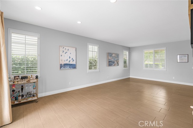 Image 7 of 43 For 16631 Sagebrush Street