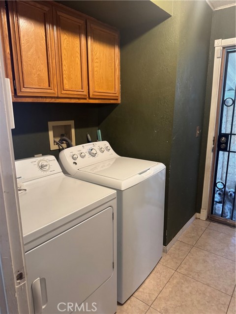 Detail Gallery Image 3 of 6 For 21772 Saguaro, California City,  CA 93505 - 3 Beds | 2 Baths