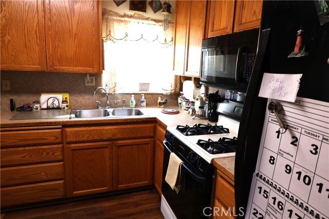 Detail Gallery Image 16 of 40 For 1409 North, Corning,  CA 96021 - 3 Beds | 2 Baths