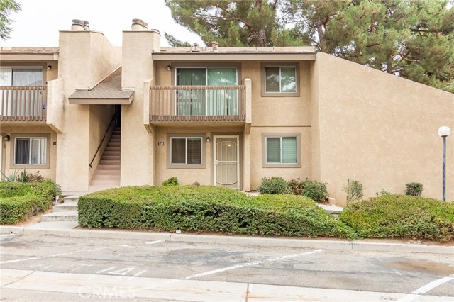 Detail Gallery Image 1 of 18 For 1251 S Meadow Ln #143,  Colton,  CA 92324 - 2 Beds | 2 Baths