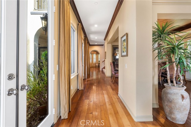 Detail Gallery Image 5 of 54 For 15 Calle Angelitos, San Clemente,  CA 92673 - 5 Beds | 5/1 Baths