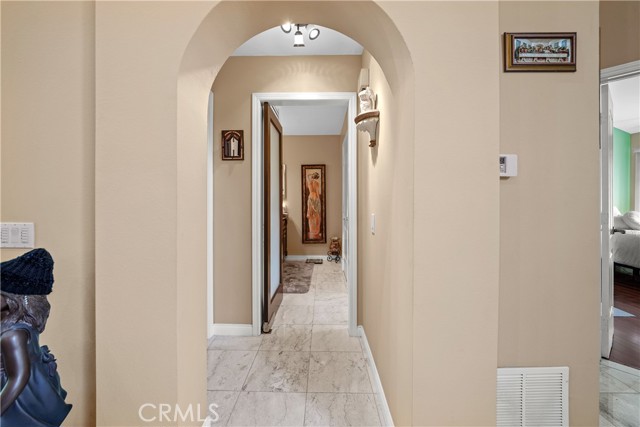 Detail Gallery Image 11 of 20 For 25695 Pine Creek Ln, Wilmington,  CA 90744 - 2 Beds | 1 Baths