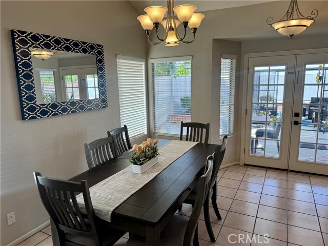 Detail Gallery Image 5 of 6 For 13390 Cloudburst, Corona,  CA 92883 - 3 Beds | 2 Baths