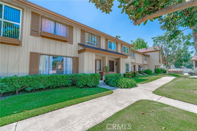 Image 3 for 9560 Karmont Ave, South Gate, CA 90280