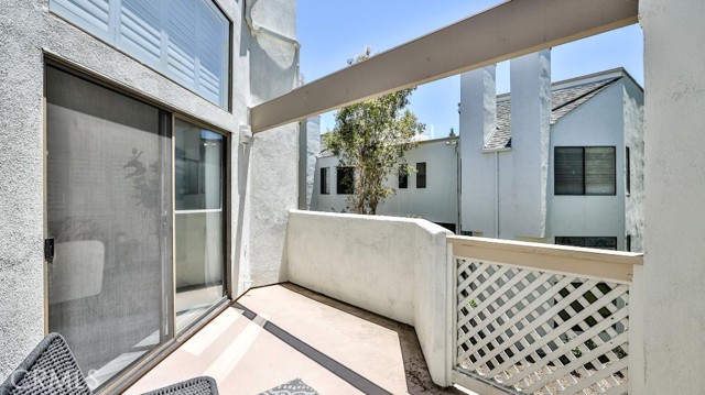 5739 E Stillwater Avenue, Orange CA: https://media.crmls.org/medias/f0025dfc-d0b7-4c2b-9a1e-9c42ac31a56c.jpg