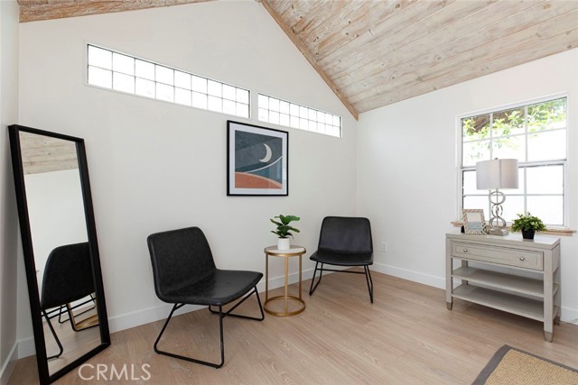 Detail Gallery Image 24 of 47 For 11605 Sunshine, Studio City,  CA 91604 - 2 Beds | 2 Baths