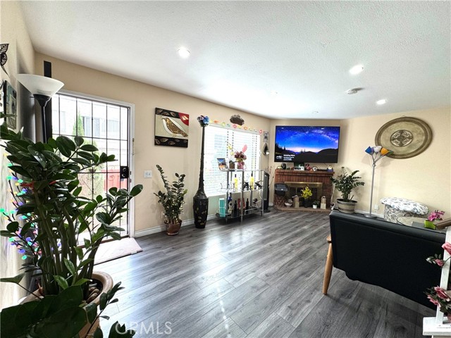 Detail Gallery Image 16 of 36 For 8206 Maureen Dr, Midway City,  CA 92655 - 2 Beds | 2 Baths