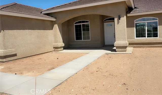 17995 Seaforth Street, Hesperia CA: https://media.crmls.org/medias/f002ae68-d6d7-4aa1-bf46-f413e1123b91.jpg