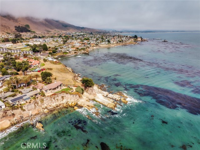 125 Park Place, Pismo Beach CA: https://media.crmls.org/medias/f0034d83-a08f-4783-bcfa-319451561835.jpg