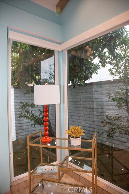 Detail Gallery Image 15 of 43 For 2542 Miramonte #B,  Palm Springs,  CA 92264 - 2 Beds | 2 Baths